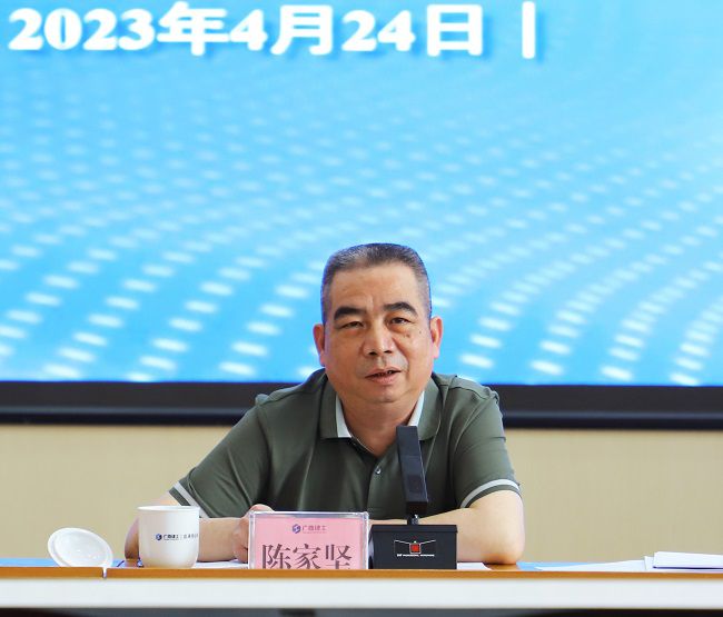 陈家坚讲话。郑诗宝 摄000。.jpg